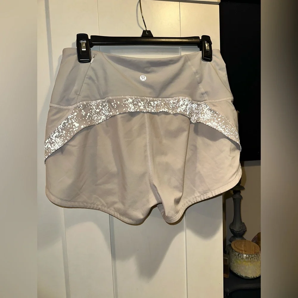 Lululemon Run The Line Short *Reflective 3"
Muse - Picture 11 of 14